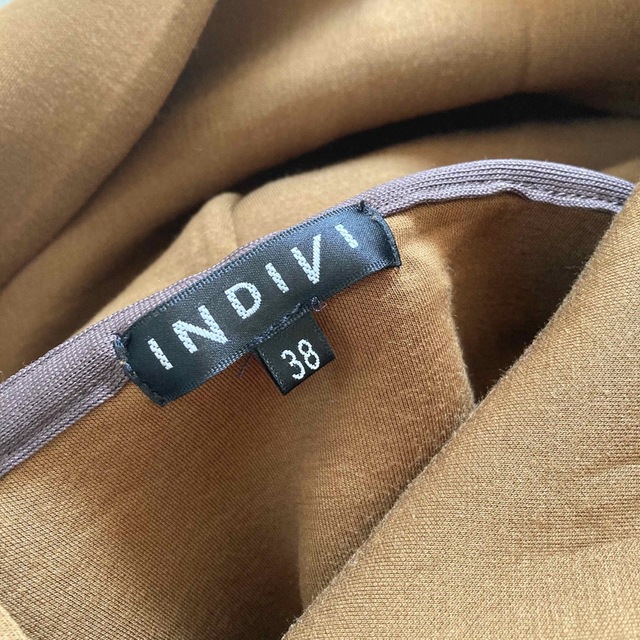 INDIVI(インディヴィ)のおじおじさま　専用ページ レディースのトップス(パーカー)の商品写真