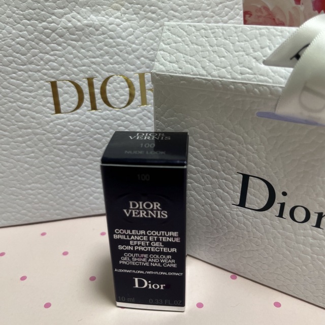 Dior(ディオール)の[未使用]Dior ディオール　ヴェルニ　100ヌードルック コスメ/美容のネイル(マニキュア)の商品写真