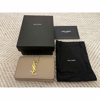 イヴサンローラン(Yves Saint Laurent)のYSL レザーキーケース　ベージュ(キーケース)