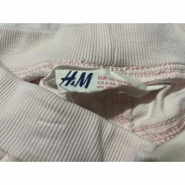 H&M(エイチアンドエム)の女の子ズボン　H&Mジーンズ110サイズ キッズ/ベビー/マタニティのキッズ服女の子用(90cm~)(パンツ/スパッツ)の商品写真