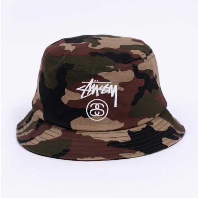 STUSSY(ステューシー)の【新品】ステューシー STUSSY バケットハット 迷彩 S/M メンズの帽子(ハット)の商品写真