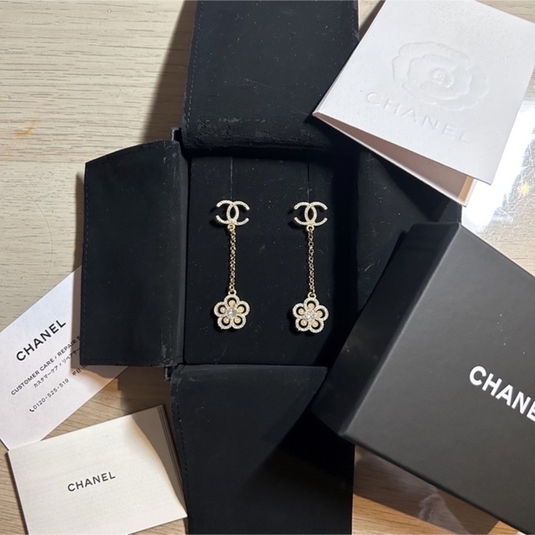 CHANEL シャネル ピアス ビジュー