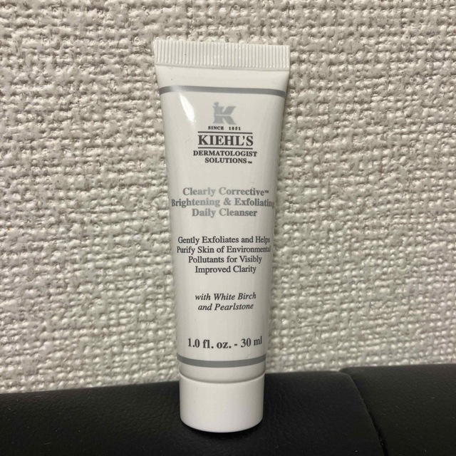 Kiehl's(キールズ)のキールズ　スクラブ洗顔料 コスメ/美容のスキンケア/基礎化粧品(洗顔料)の商品写真