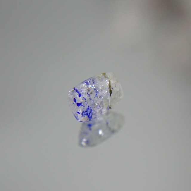 ラズライトインスキャポライト 0.2ct 200002 ハンドメイドの素材/材料(各種パーツ)の商品写真