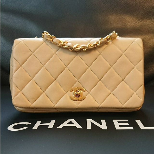 【美品】CHANEL  マトラッセ　ビンテージ　チェーンショルダーバッグ