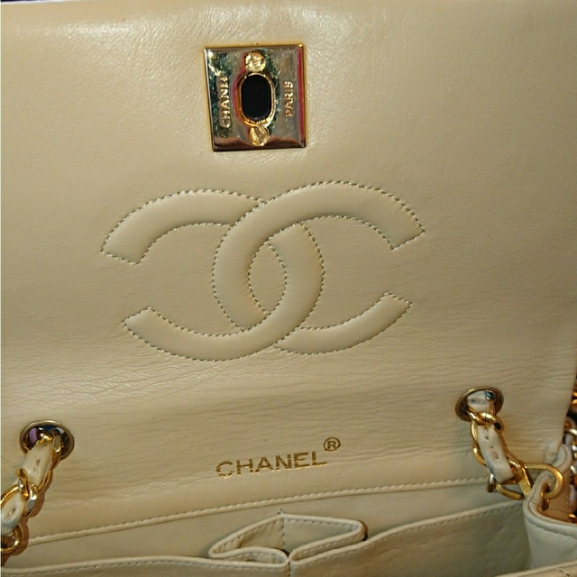 最終値下げCHANEL【正規品】✨美品✨フルフラップマトラッセ ショルダーバッグ