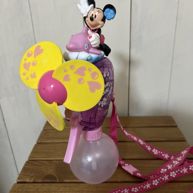 Disney(ディズニー)の水鉄砲　TDL ミニーちゃん　お風呂遊び エンタメ/ホビーのおもちゃ/ぬいぐるみ(キャラクターグッズ)の商品写真