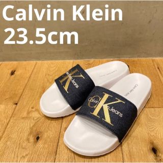 カルバンクライン(Calvin Klein)の新品送料込み　カルバンクライン　サンダル　ミッドナイトゴールド　23.5cm(サンダル)