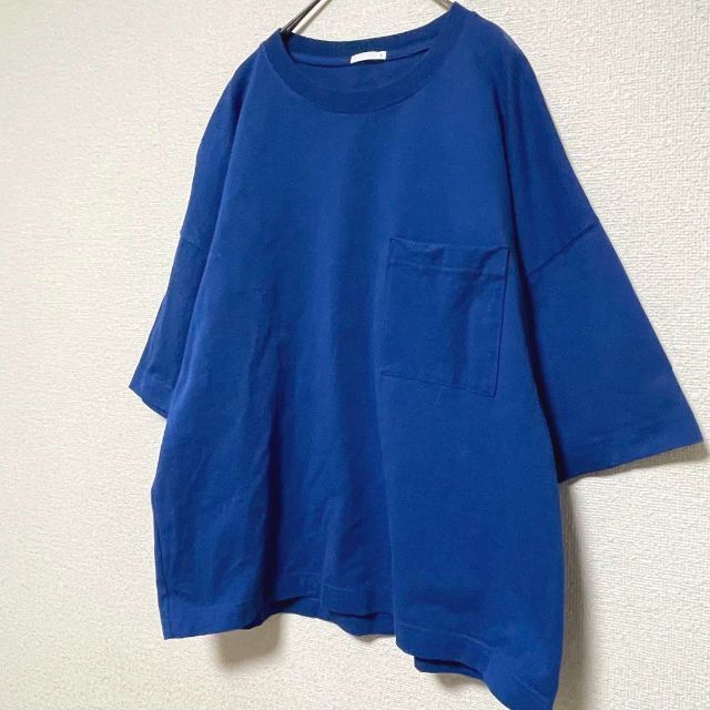 GU(ジーユー)の2165 GU 青 S オーバーサイズ 5分袖 トップス カットソー レディースのトップス(Tシャツ(半袖/袖なし))の商品写真