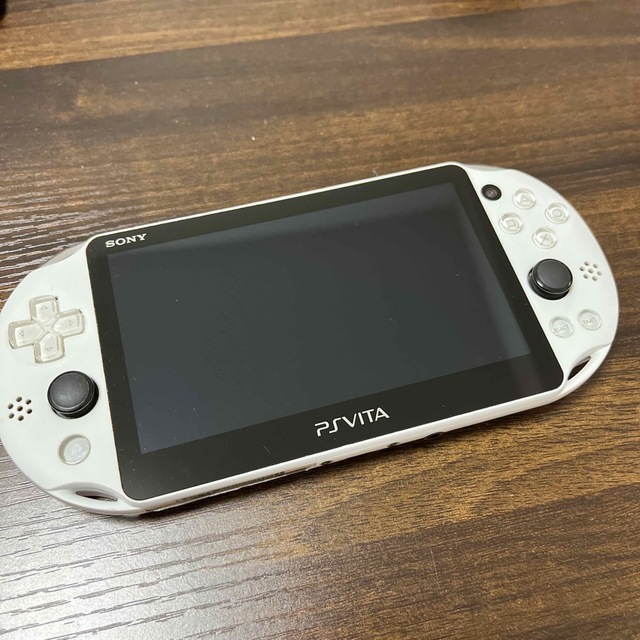 PlayStation Vita(プレイステーションヴィータ)のPSVITA 本体 エンタメ/ホビーのゲームソフト/ゲーム機本体(携帯用ゲーム機本体)の商品写真