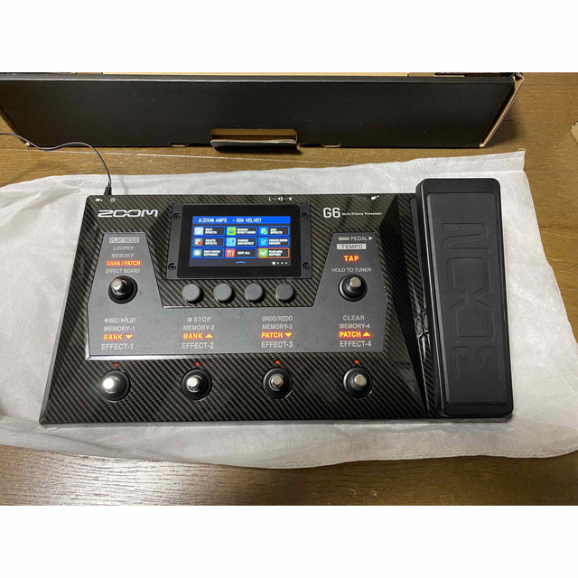 ヘッドホン付きZOOM G6 マルチエフェクター | connectedfire.com