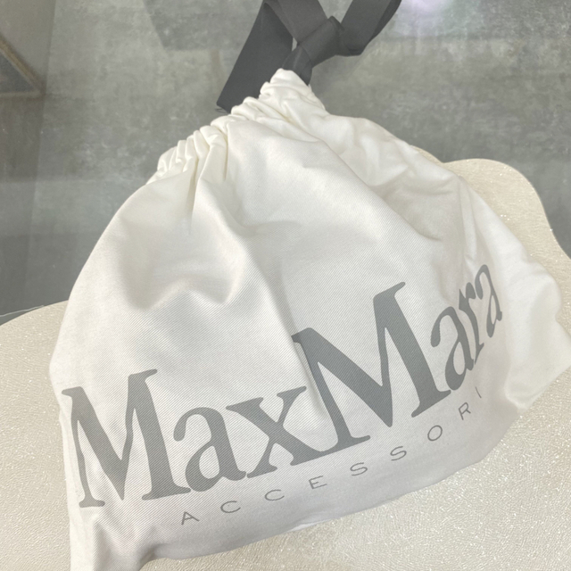 Max Mara(マックスマーラ)の【新品】Max Mara テディベア ショルダーバッグ キャメル クロスボディ レディースのバッグ(ショルダーバッグ)の商品写真