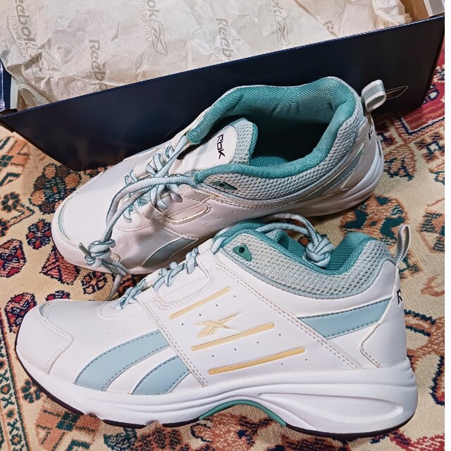 ネイビーシー 値下げ】reebok dmx カタヤブリ スニーカー メンズ