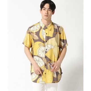 ゲス(GUESS)の【イエロー(P08O)】GUESS 半袖 シャツ (M)Eco Rayon Lemon Shirt(その他)