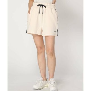 ゲス(GUESS)の【クリーム(G6U3)】(W)Signature Short(その他)