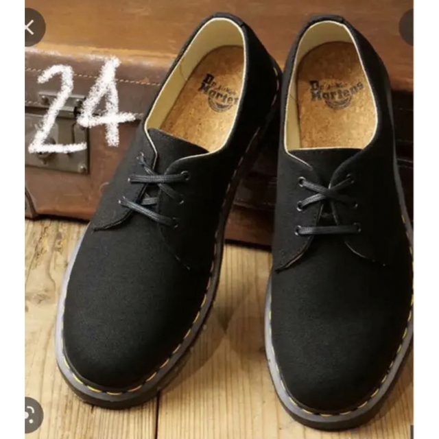 Dr.Martens(ドクターマーチン)のドクターマーチン 1461 Natural Canvas 3ホールシューズ　黒  レディースの靴/シューズ(ローファー/革靴)の商品写真