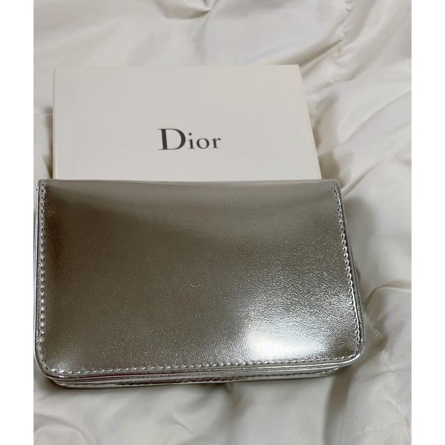 Dior(ディオール)のディオール　ポーチ　ノベルティ レディースのファッション小物(ポーチ)の商品写真