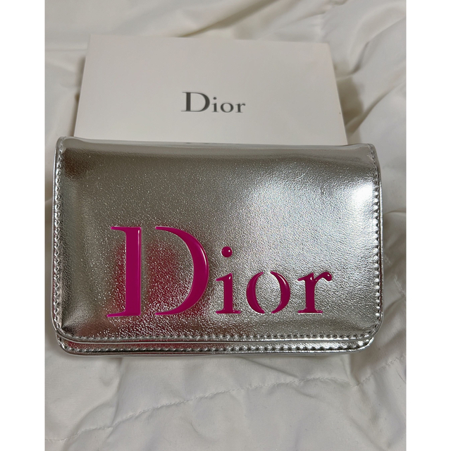 Dior(ディオール)のディオール　ポーチ　ノベルティ レディースのファッション小物(ポーチ)の商品写真