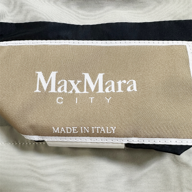 Max Mara(マックスマーラ)の【Max Mara】リバーシブル ベルテッド スプリング フーディ コート レディースのジャケット/アウター(スプリングコート)の商品写真