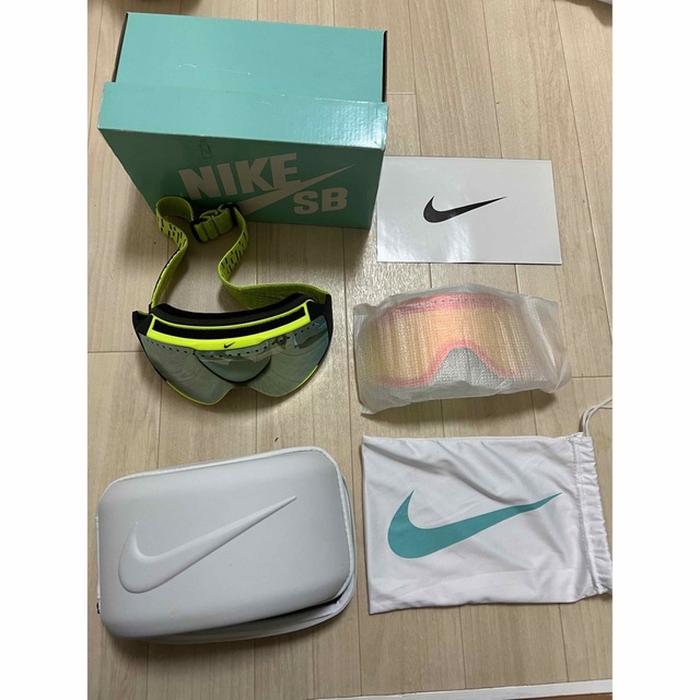 NIKE snowboard スノーボード ゴーグル 黄色 ナイキ フェイド NIKE snowboard スノーボード ゴーグル 黄色 ナイキ フェイド