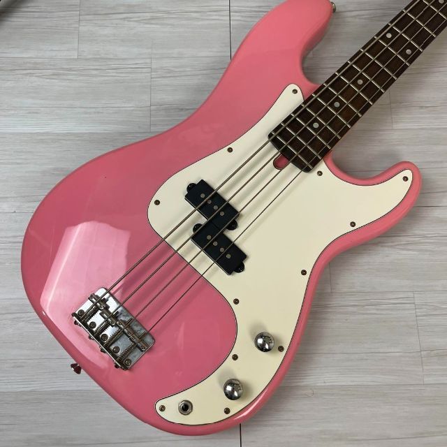 エレキベース【4949】 Bacchus precision bass model pink