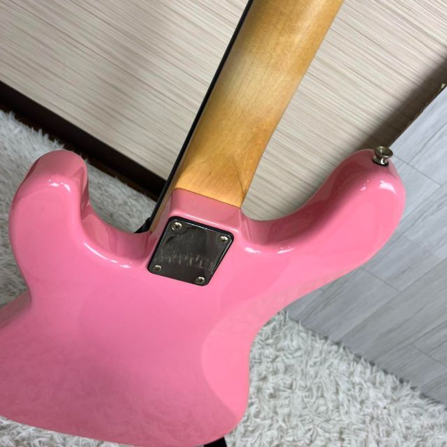 【4949】 Bacchus precision bass model pink 楽器のベース(エレキベース)の商品写真
