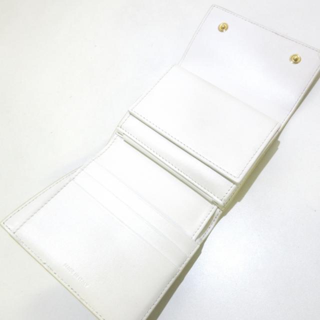 セリーヌ 3つ折り財布 10D572BQ4.01WW | www.jarussi.com.br