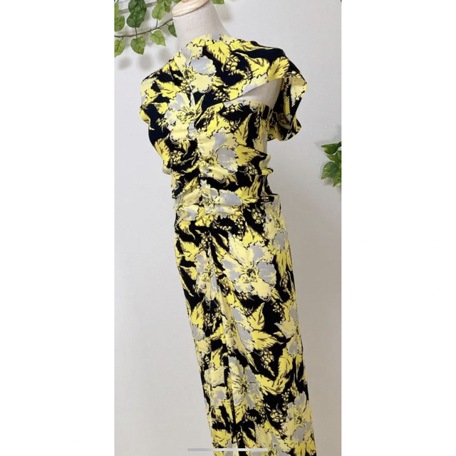 AKIRANAKA(アキラナカ)のcolville コルヴィル　ワンピース　ドレス　美品 レディースのワンピース(ロングワンピース/マキシワンピース)の商品写真