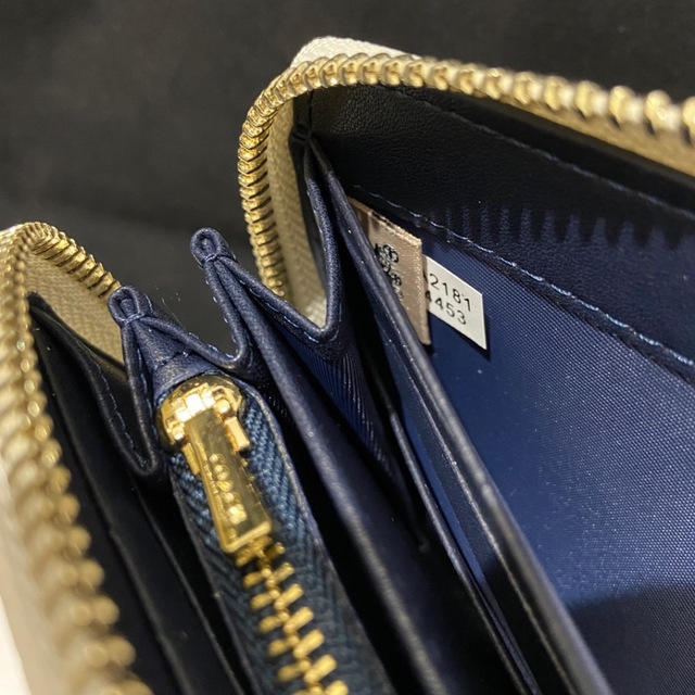 間もなく削除！ギフト対応❗コーチ　人気のデニム ブルー　男女兼用　長財布