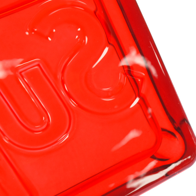 Supreme(シュプリーム)のSUPREME シュプリーム 20SS Debossed Glass Ashtray デボスロゴガラスアッシュトレー 灰皿 レッド メンズのアクセサリー(その他)の商品写真