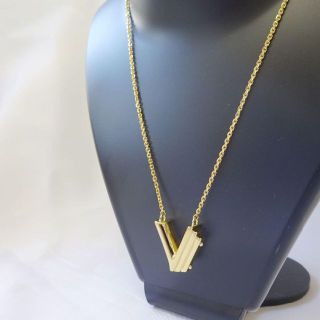 LOUIS VUITTON - 新品仕上げ済☆ルイヴィトン ネックレス・LV&ME V