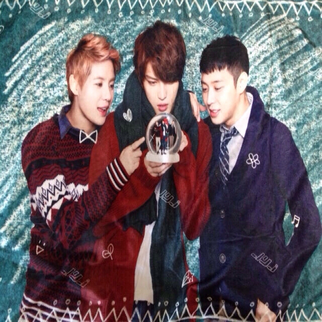 JYJ(ジェイワイジェイ)のJYJ公式ブランケット エンタメ/ホビーのタレントグッズ(アイドルグッズ)の商品写真