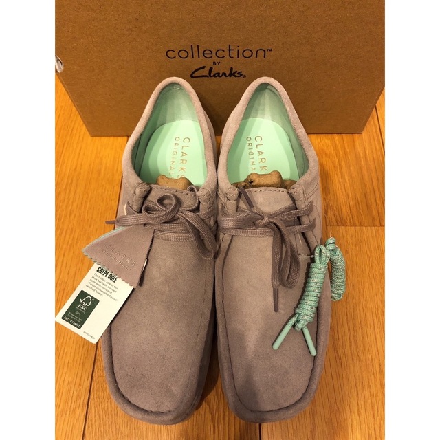 Clarks - 【新品】Clarks Originalsクラークス ワラビーブーツ グレー