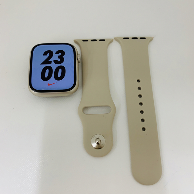 Apple Watch(アップルウォッチ)のApple Watch series 7 45mm GPS NikeAW7-16 スマホ/家電/カメラのスマホ/家電/カメラ その他(その他)の商品写真