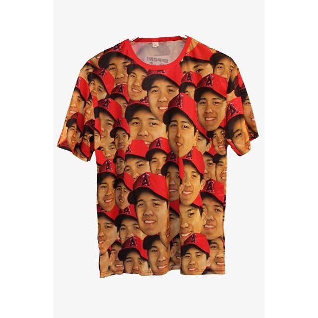 大谷翔平選手　顔だらけTシャツ　XL