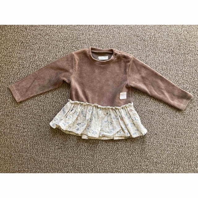 トップス　チュニック　 キッズ/ベビー/マタニティのキッズ服女の子用(90cm~)(Tシャツ/カットソー)の商品写真