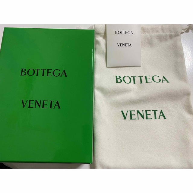 BOTTEGAVENETA   イントレチャート　コンパクトウォレット　黒　箱付