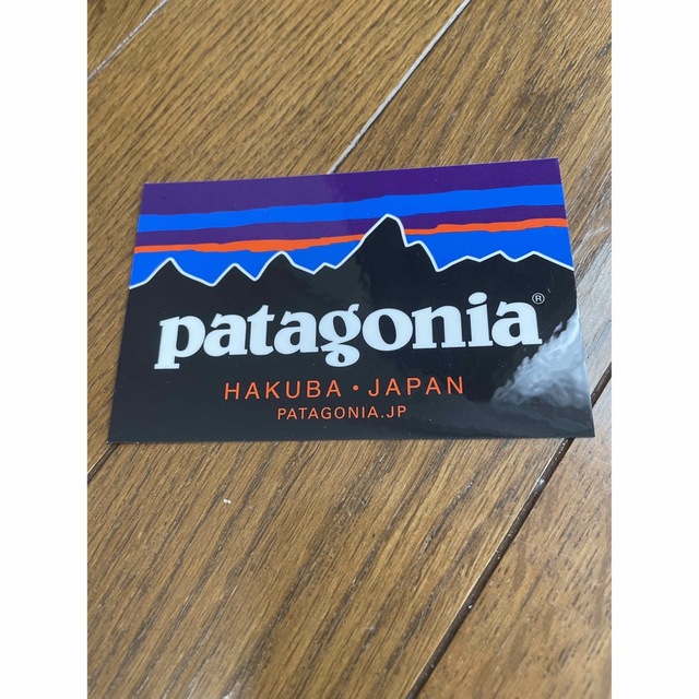 patagonia(パタゴニア)の【限定】パタゴニア patagonia 白馬店ステッカー シール  HAKUBA スポーツ/アウトドアのアウトドア(その他)の商品写真