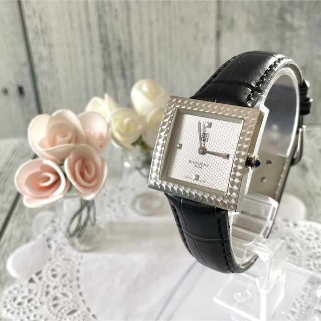 GIVENCHY(ジバンシィ)の【動作OK】GIVENCHY ジバンシー 腕時計 スクエア シルバー メンズ メンズの時計(腕時計(アナログ))の商品写真