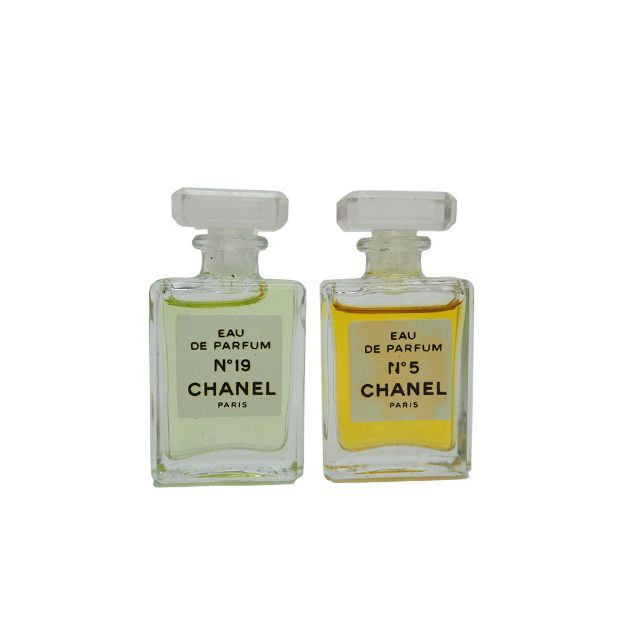 CHANEL - CHANEL シャネル パフューム ネックレス 携帯香水 ペンダント ...