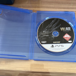 プレイステーション(PlayStation)のバイオハザード　ヴィレッジ Z Version PS5(家庭用ゲームソフト)