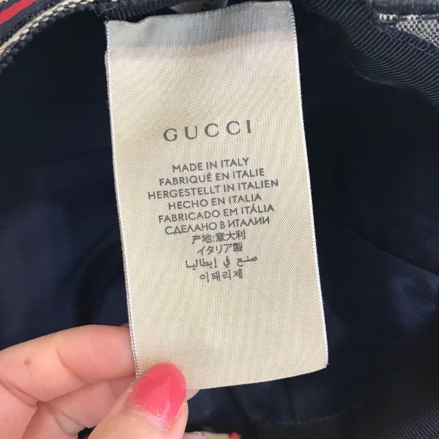 Gucci(グッチ)の★ほぼ未使用★GUCCI GGキャンバス　ベースボールキャップ　ネイビー メンズの帽子(キャップ)の商品写真