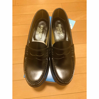 ハルタ(HARUTA)のHARUTA ハルタ 黒ローファー 学生用 25.5cm(ローファー/革靴)