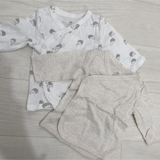 (ベルナルドさん専用)新生児ロンパース 3点＋短肌着 キッズ/ベビー/マタニティのベビー服(~85cm)(ロンパース)の商品写真