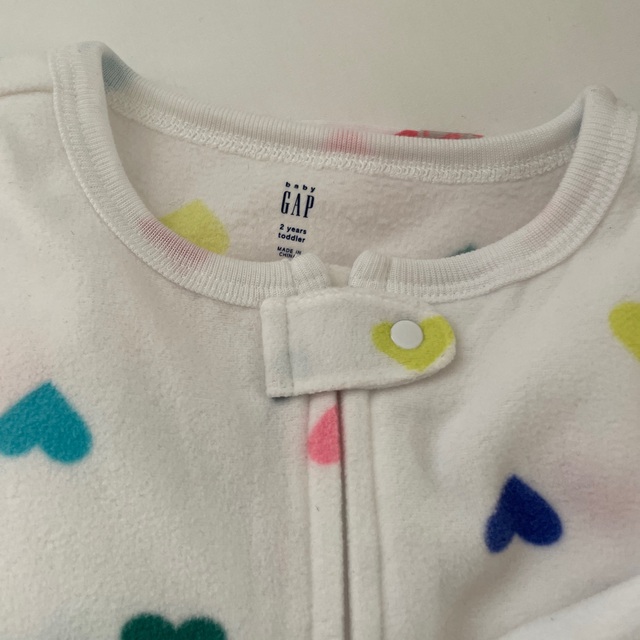 GAP(ギャップ)のGAP ロンパース　2点セット　新品 キッズ/ベビー/マタニティのキッズ服女の子用(90cm~)(Tシャツ/カットソー)の商品写真