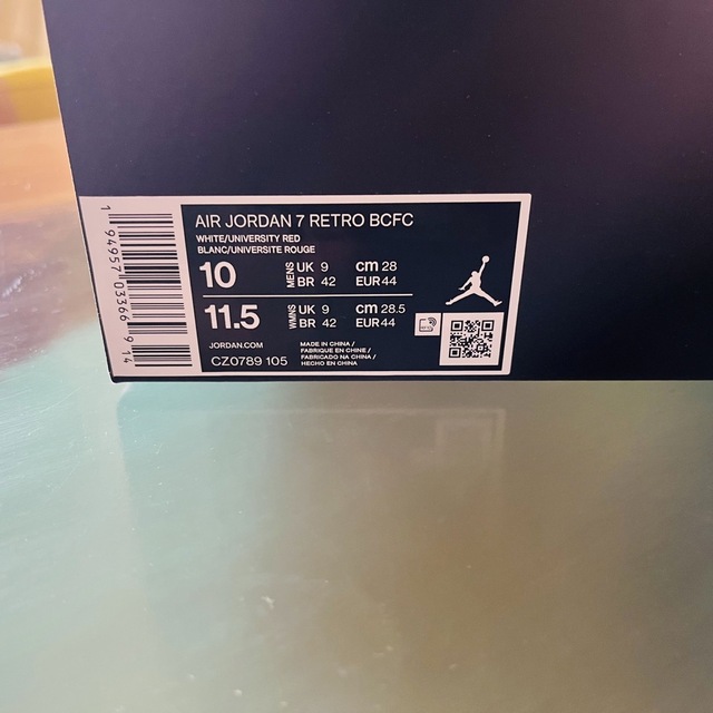 Jordan Brand（NIKE）(ジョーダン)の【新品未使用】NIKE AIR JORDAN 7 RETRO BCFC(28c) メンズの靴/シューズ(スニーカー)の商品写真