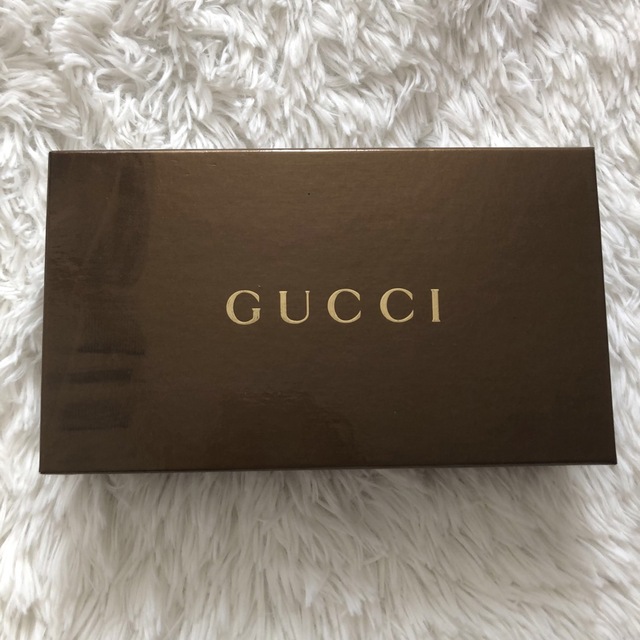 Gucci(グッチ)の【訳あり】グッチ  長財布 箱 空箱 ケース レディースのバッグ(ショップ袋)の商品写真