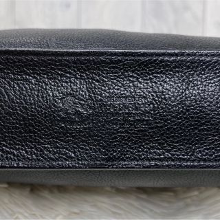 IL BISONTE - 美品♡現行モデル♡A4可♡イルビゾンテ エンボスロゴ
