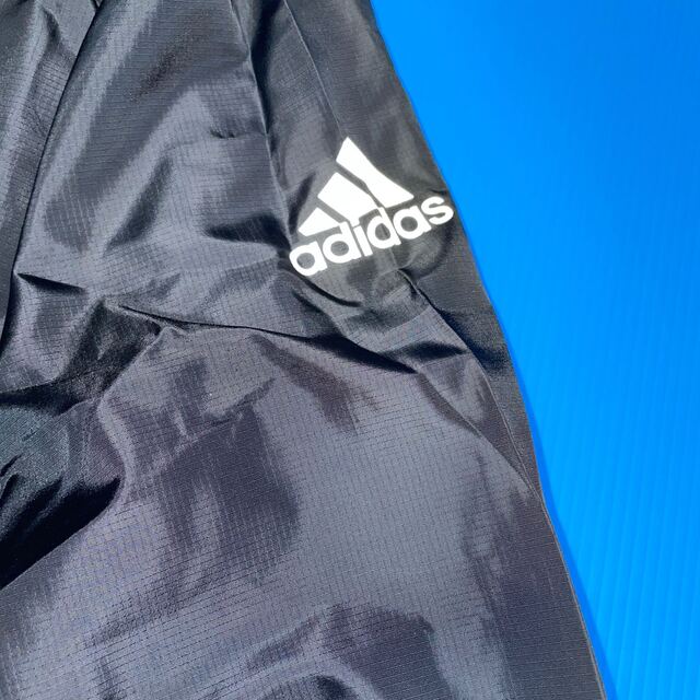 adidas(アディダス)のadidas 新品タグ付き　 スポーツ/アウトドアのランニング(ウェア)の商品写真