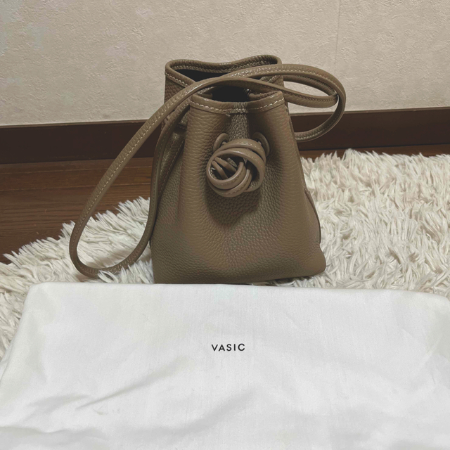 美品】VASIC bond mini mini taupe トープ - www.sorbillomenu.com